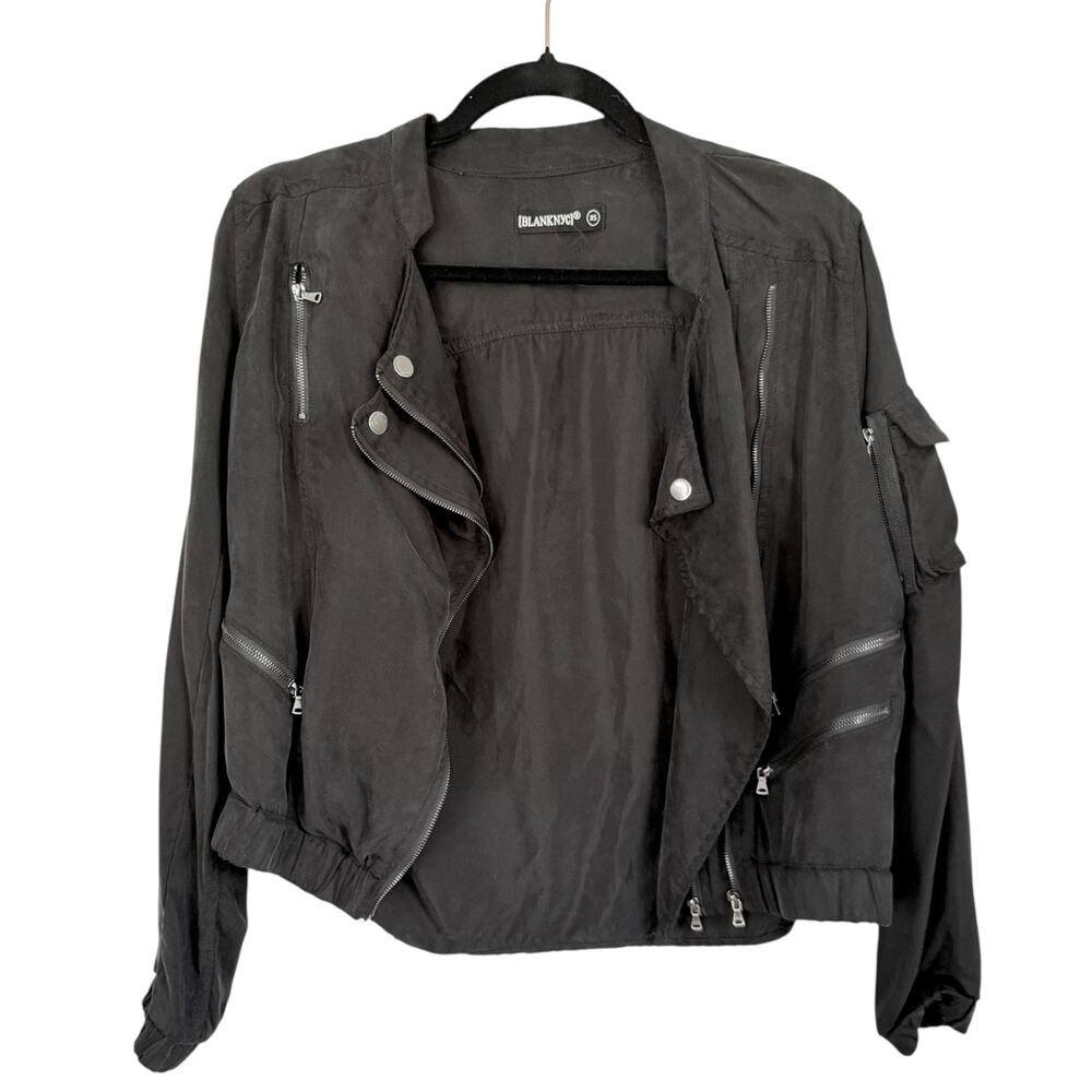 BLANKNYC Tencel Moto Jacket
Size XS Lightweight Zip Up Cropped Utility